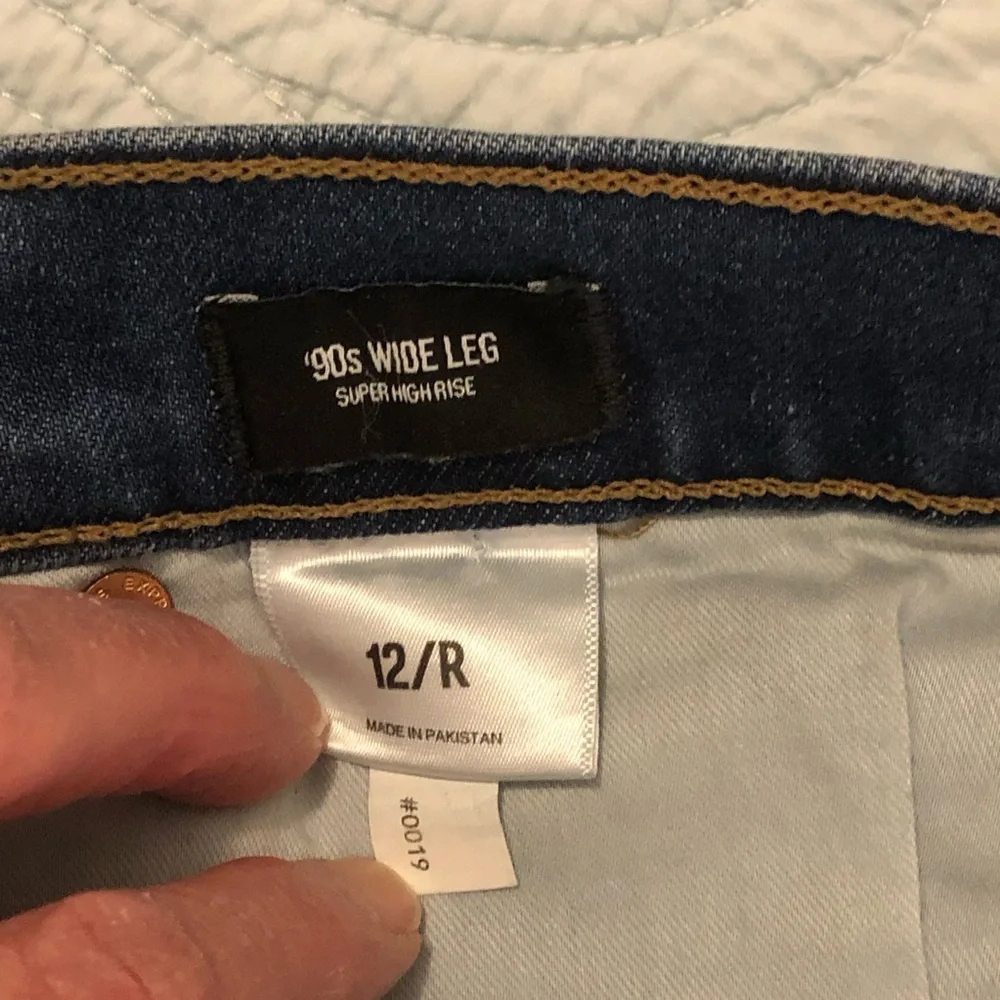 Express 90’s wide leg super high rise jeans. Size 12.